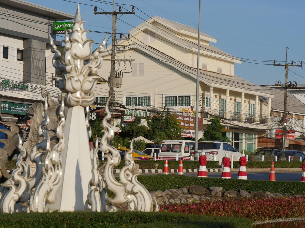 Hotel Reun Pon Aek Chiang Rai Zewnętrze zdjęcie