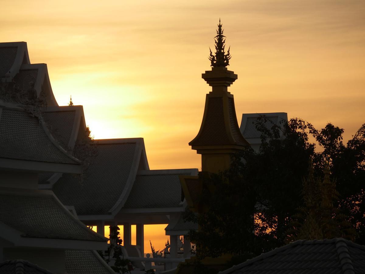 Hotel Reun Pon Aek Chiang Rai Zewnętrze zdjęcie